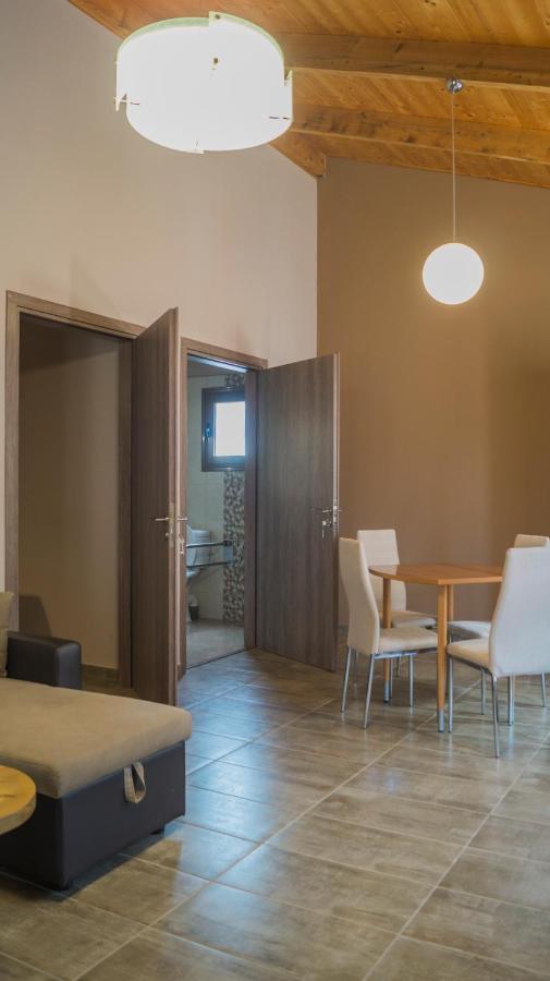 Kedros Chalet Agios Dimitrios  ภายนอก รูปภาพ